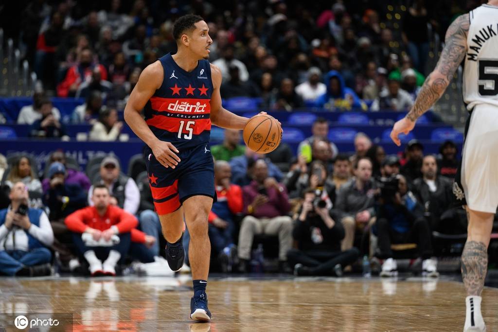 布罗格登突然宣布退役 本已锁定尼克斯常规赛名单